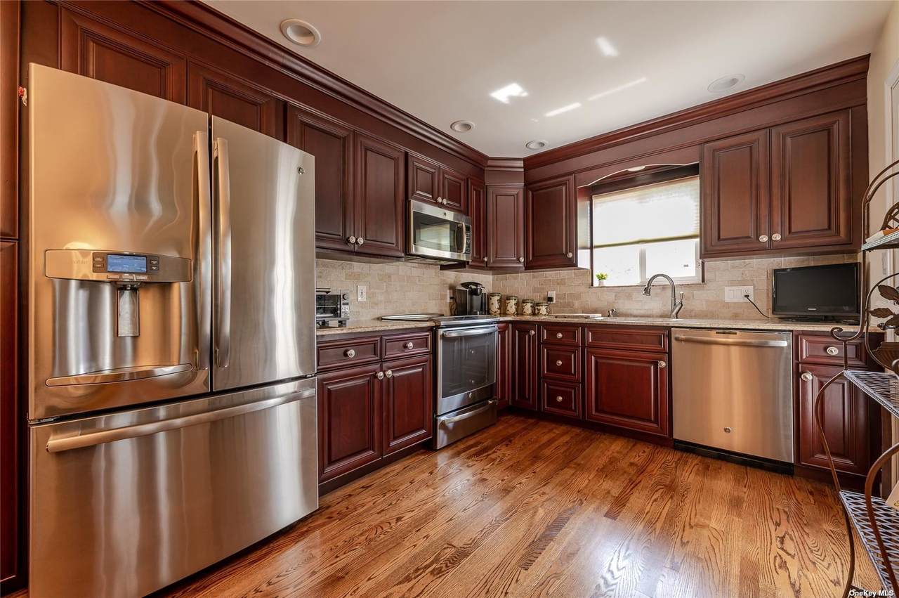 2557 Eileen Road - Photo 1