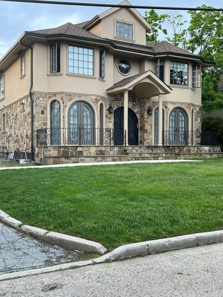 55 Sealy Drive - Photo 1