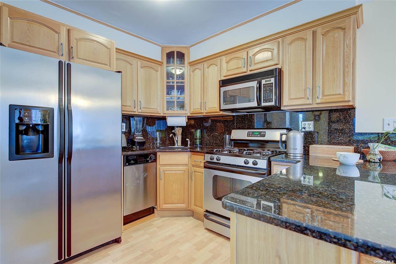 72-31 Metropolitan Avenue - Photo 1