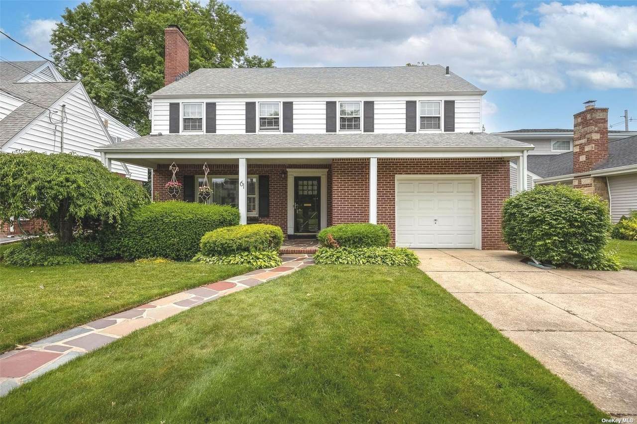 61 Muirfield Road - Photo 1