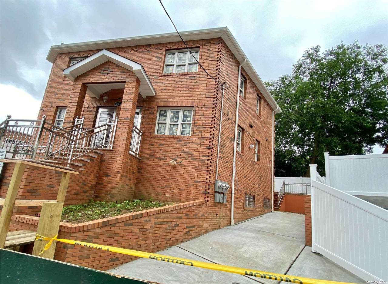 136-08 Elder Avenue - Photo 1