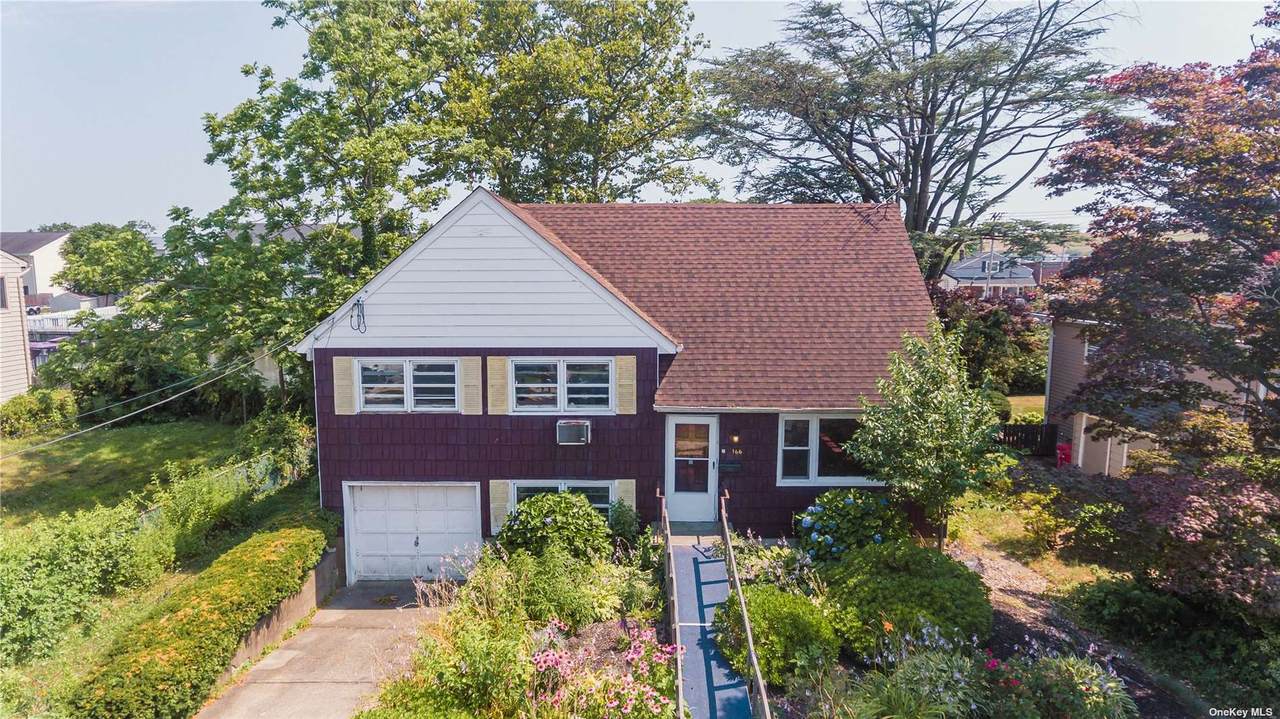 166 Lindbergh Avenue - Photo 1
