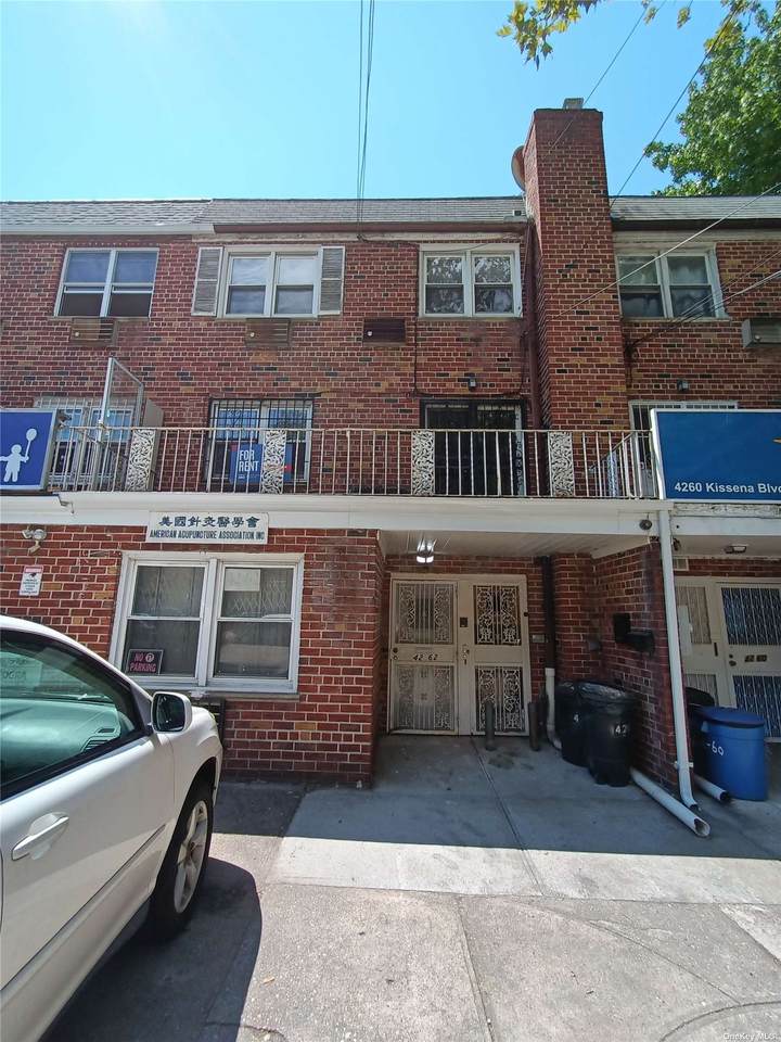 42-62 Kissena Boulevard - Photo 1