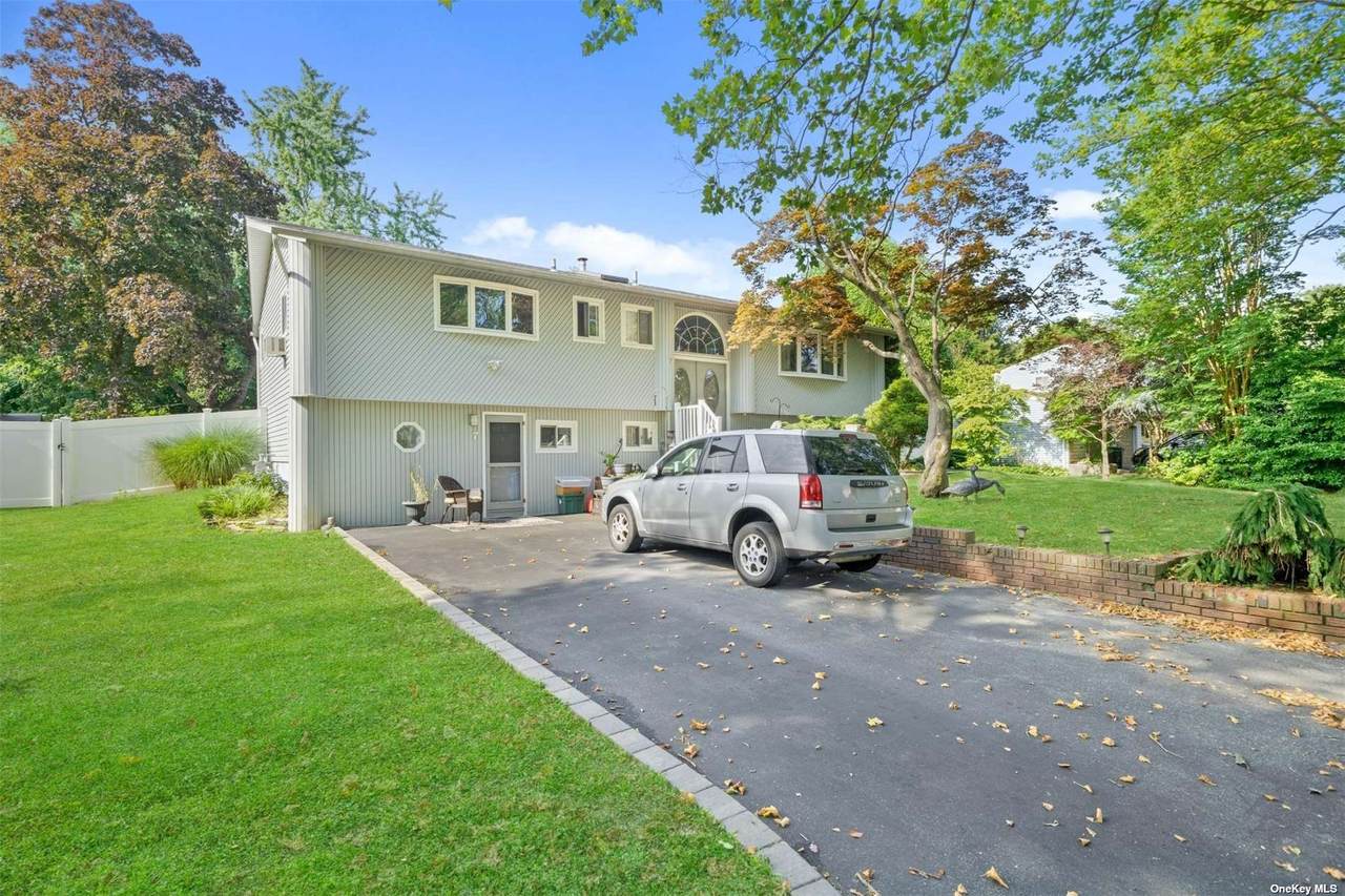 7 Pine Hill Lane - Photo 1