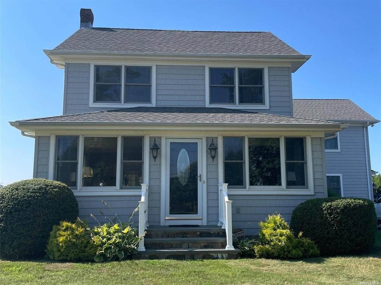 5644 Sound Avenue - Photo 1