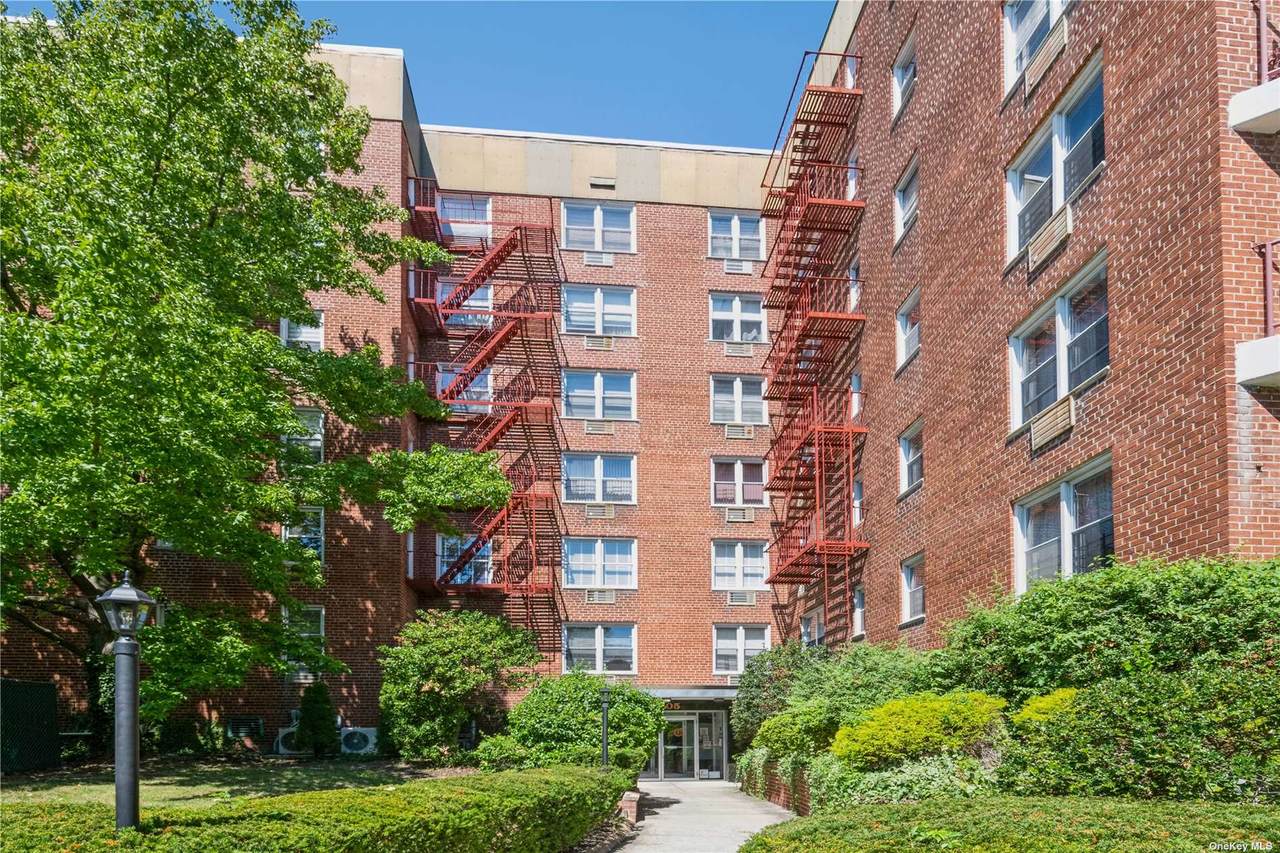 151-05 Cross Island Parkway - Photo 1