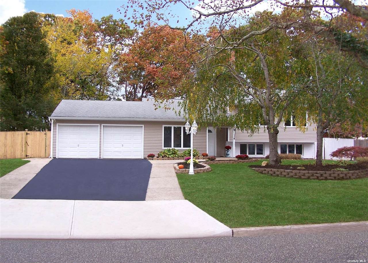 15 Crater Lake Drive - Photo 1