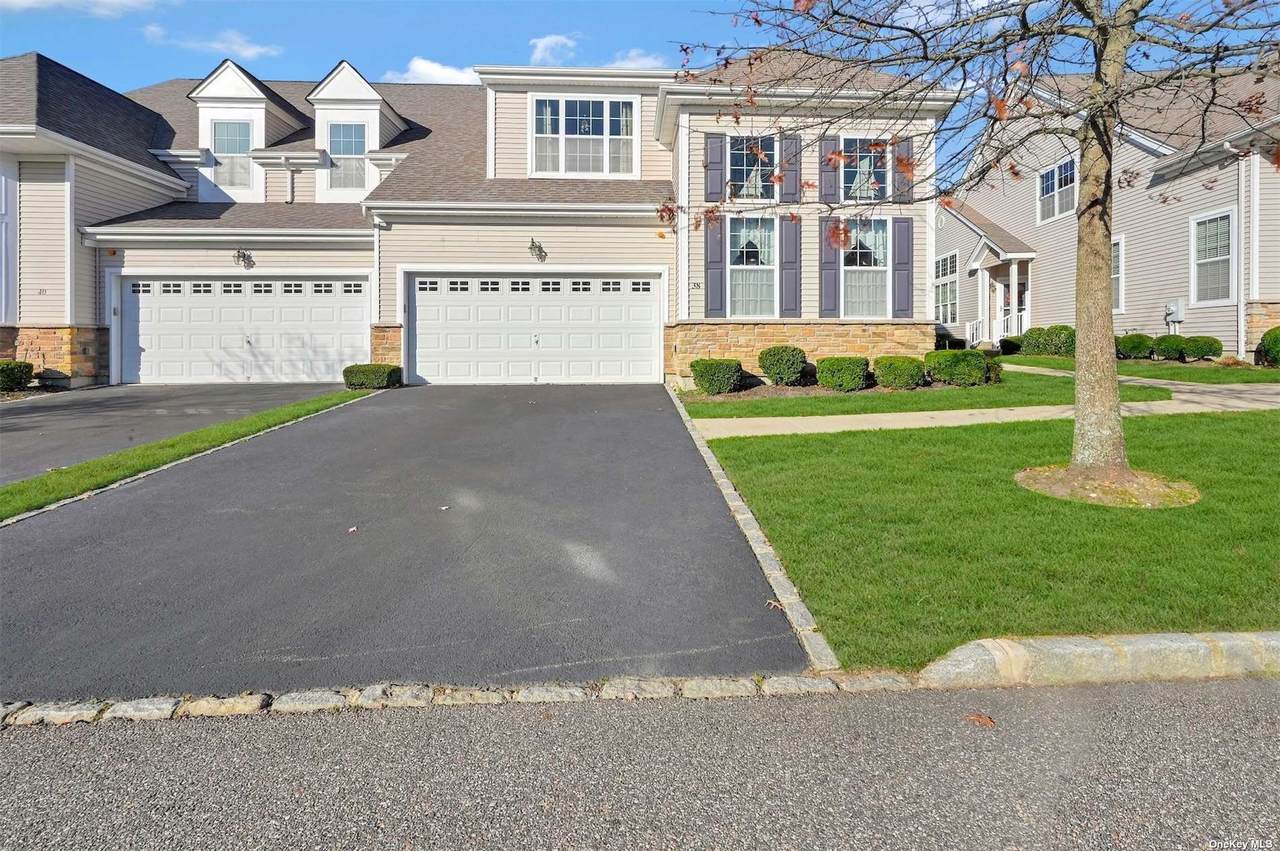 38 Toni Court - Photo 1