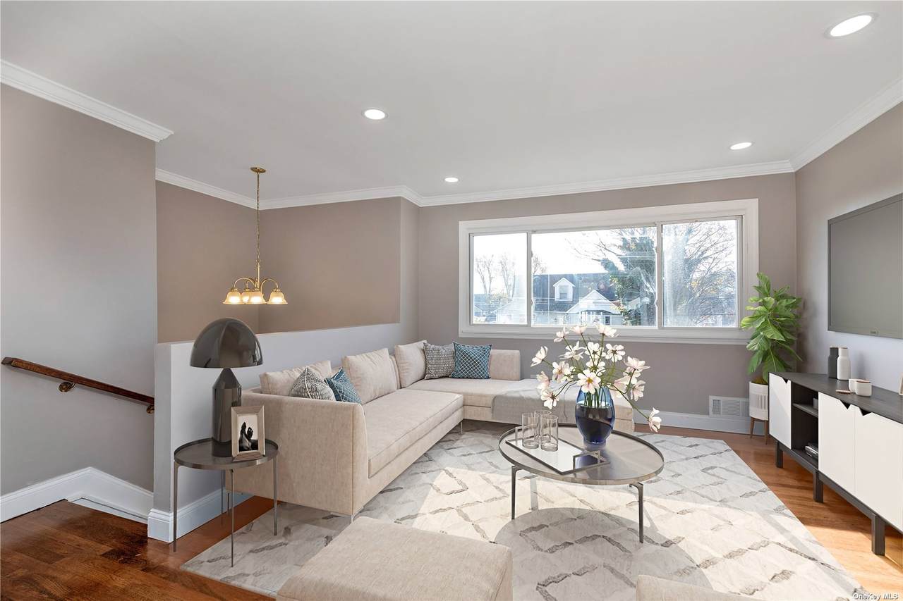 12 Clearwater Road - Photo 1