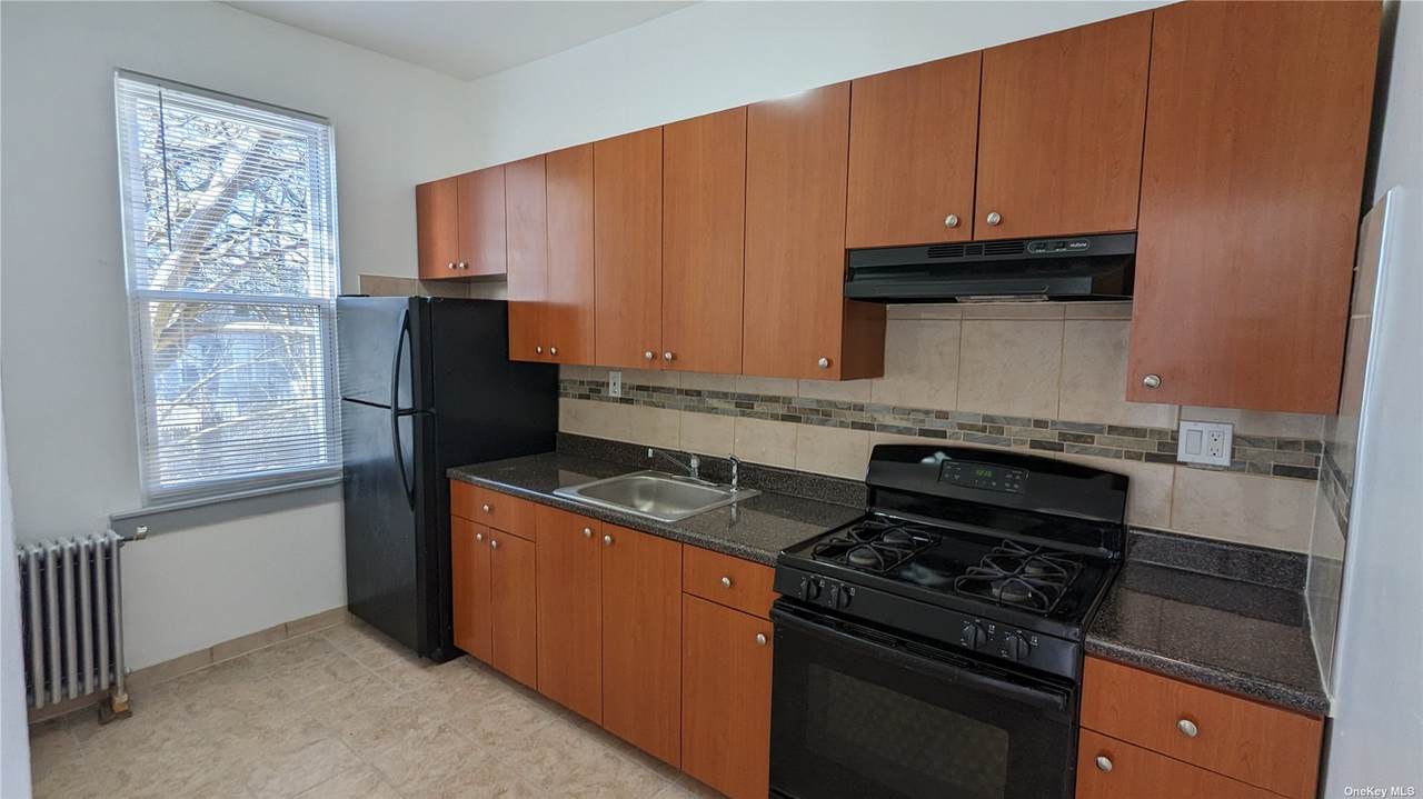 170 Bradford Street - Photo 1