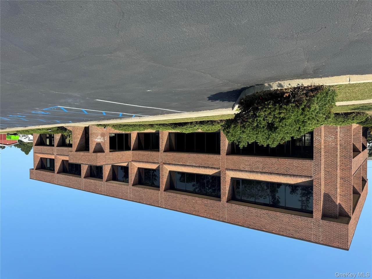 1400 Youngs Avenue - Photo 1