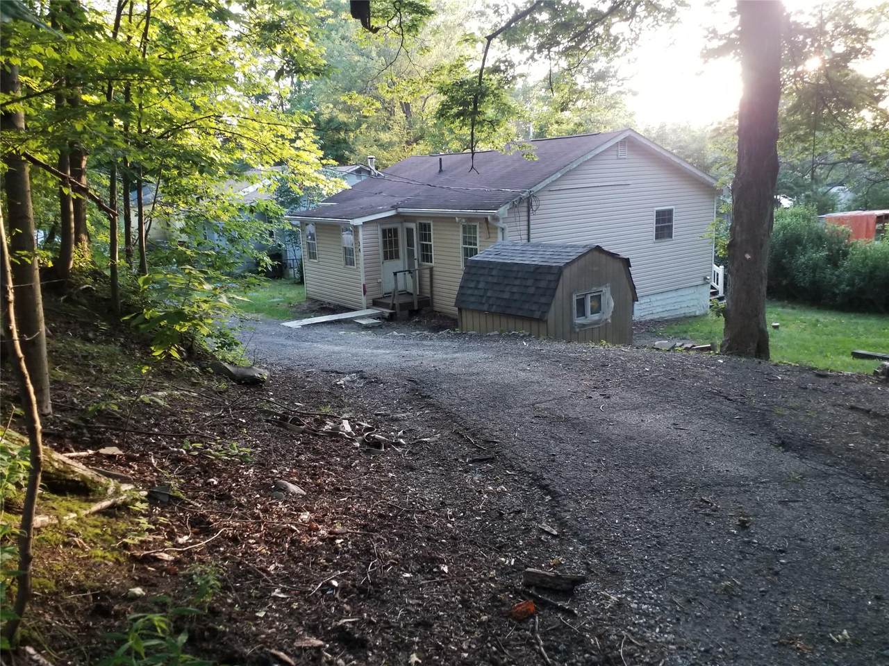 34 Laurel Trail - Photo 1