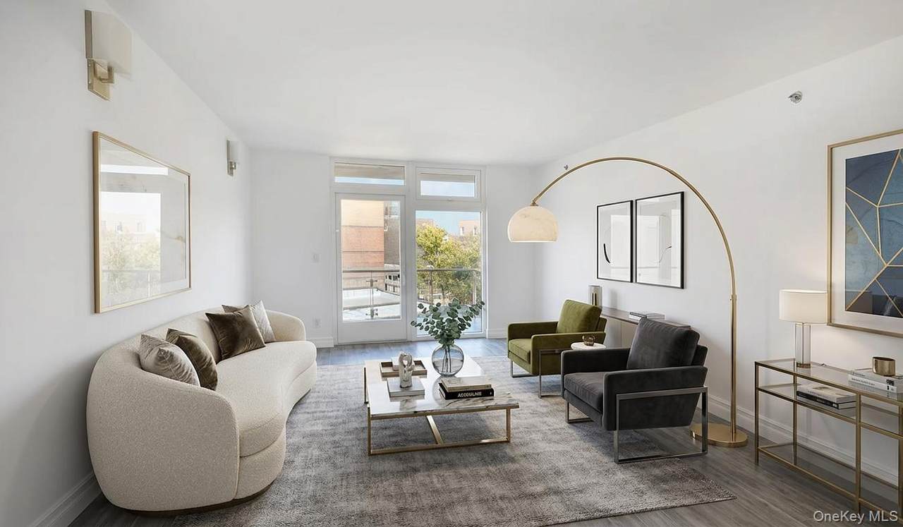 65-18 Austin St - Photo 1