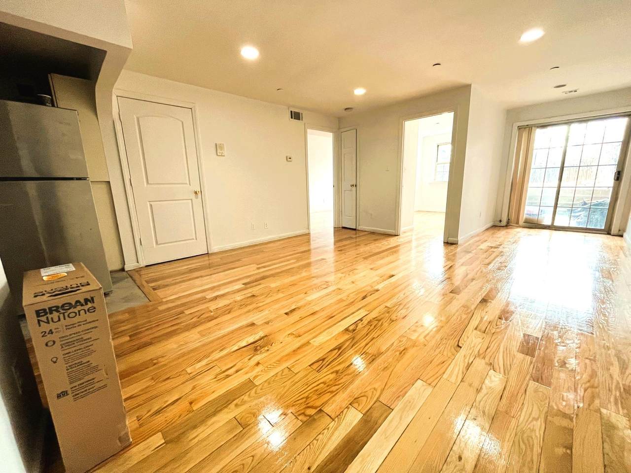 104-27 38 Avenue - Photo 1