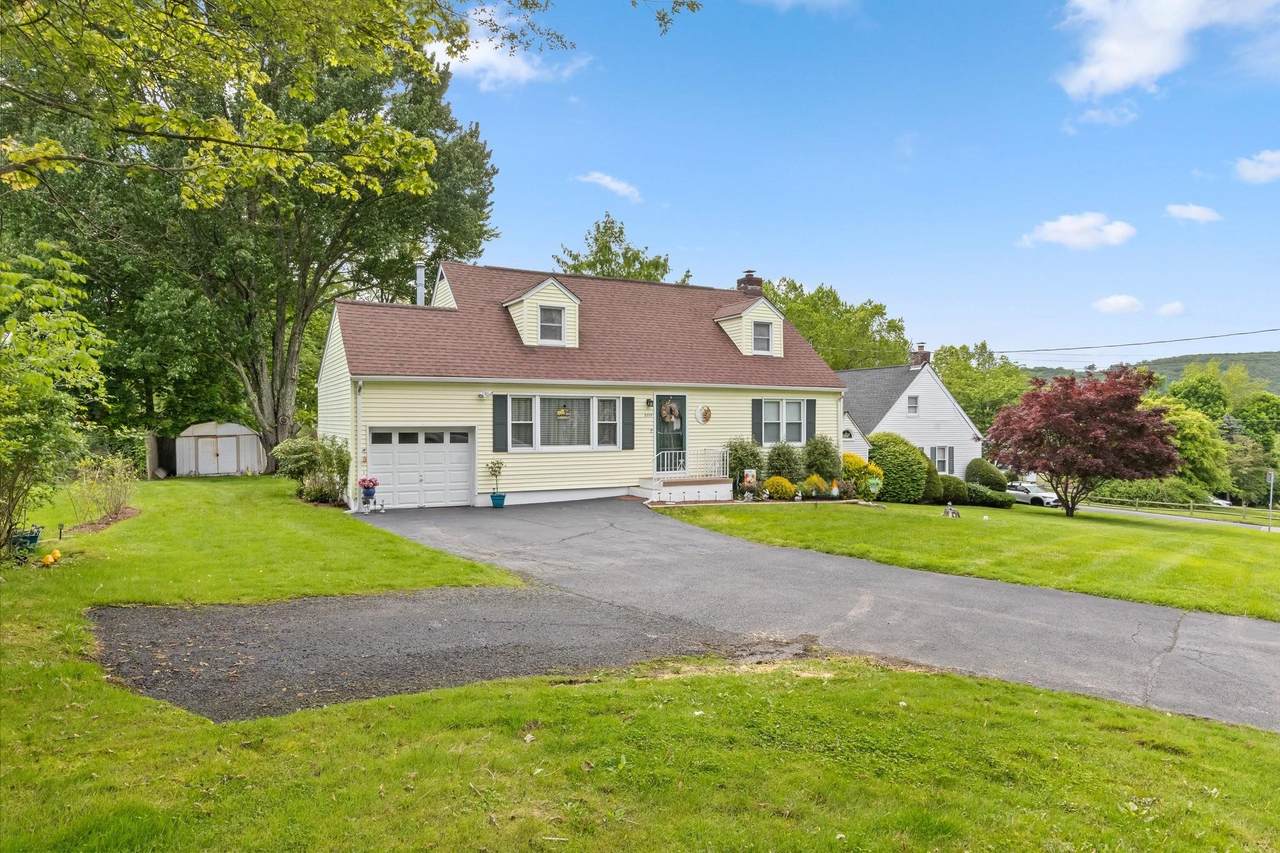 3559 Old Yorktown Road - Photo 1