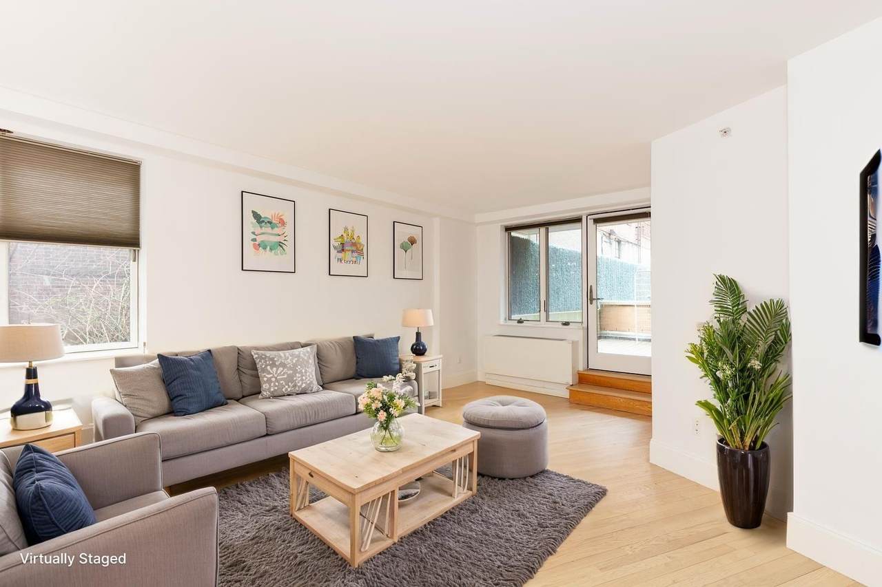 116-11 Curzon Road - Photo 1