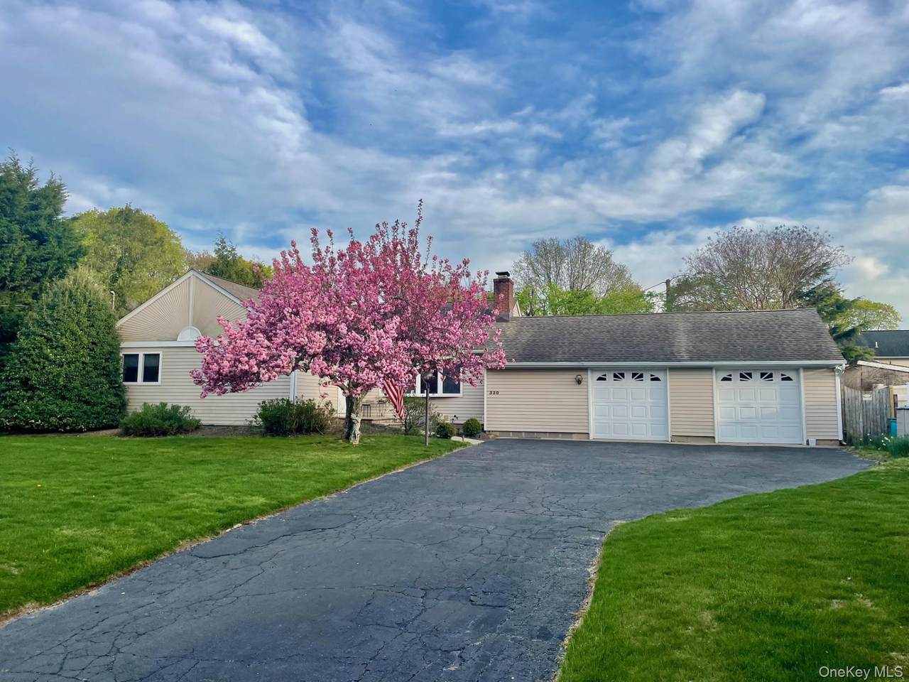 330 Scudder Avenue - Photo 1