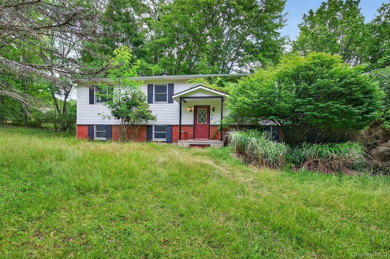 6 Pine Avenue - Photo 1