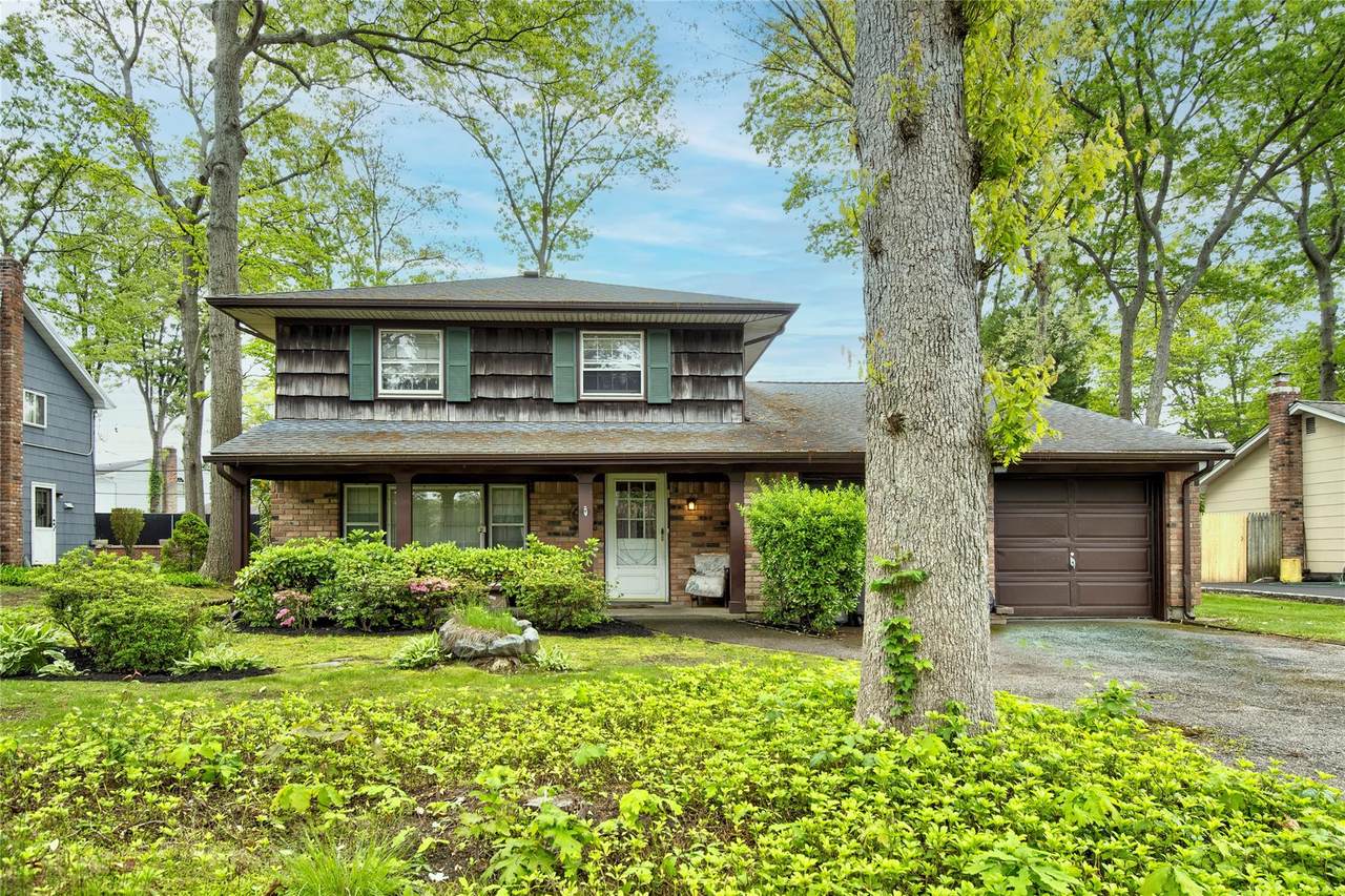76 Moriches Road - Photo 1