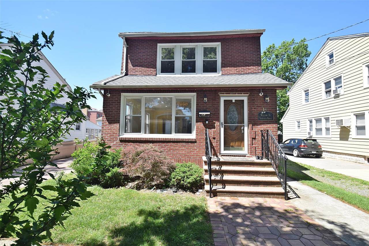 18 Brokaw Avenue - Photo 1