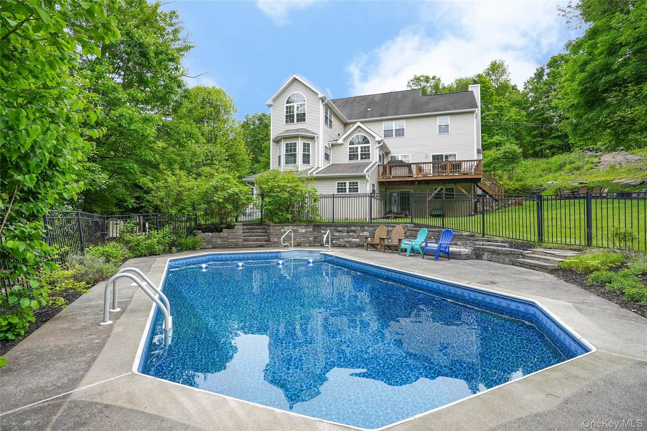 27 Millstream Court - Photo 1