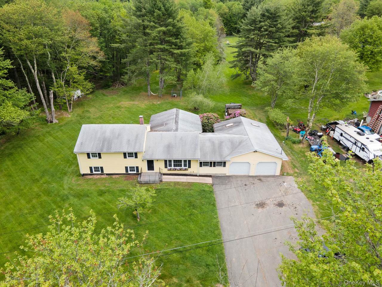 323 Harris Road - Photo 1