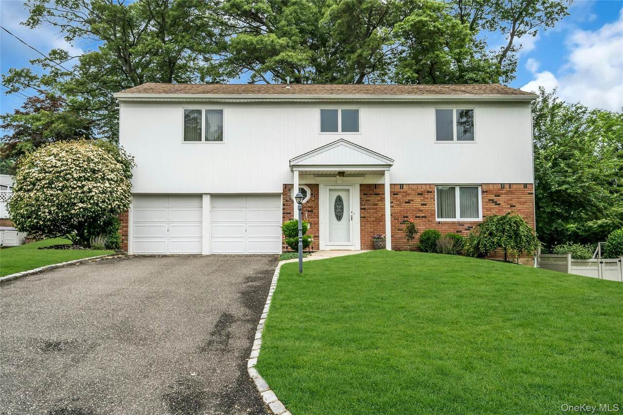 185 Harvard Drive - Photo 1