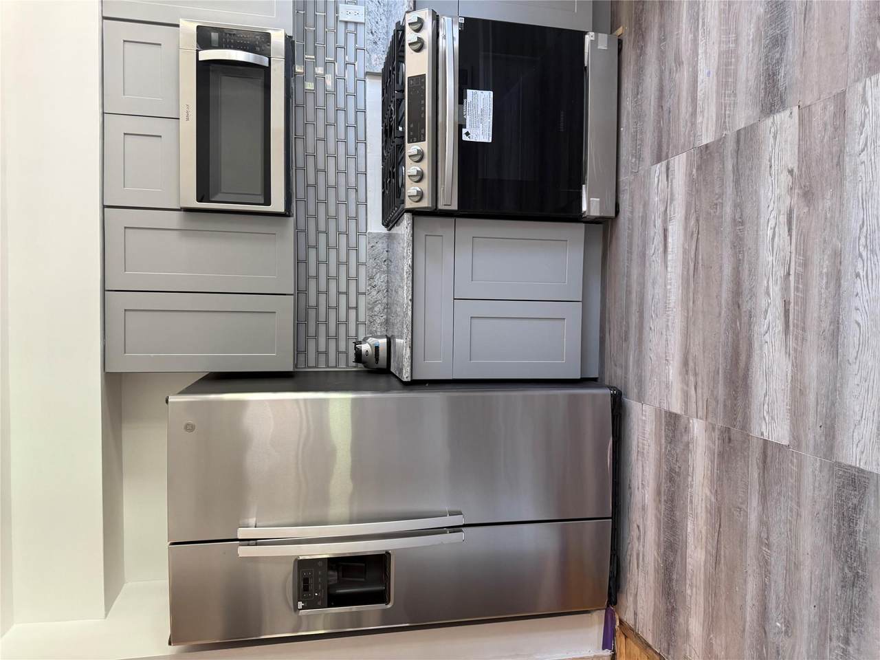1319 Hicks Street - Photo 1
