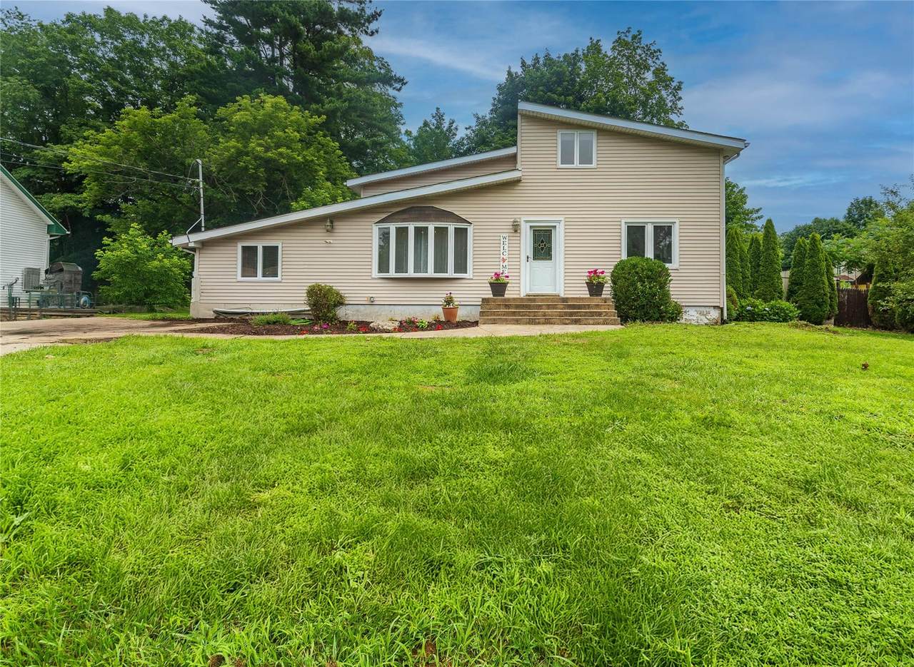 5 Laurie Lane - Photo 1