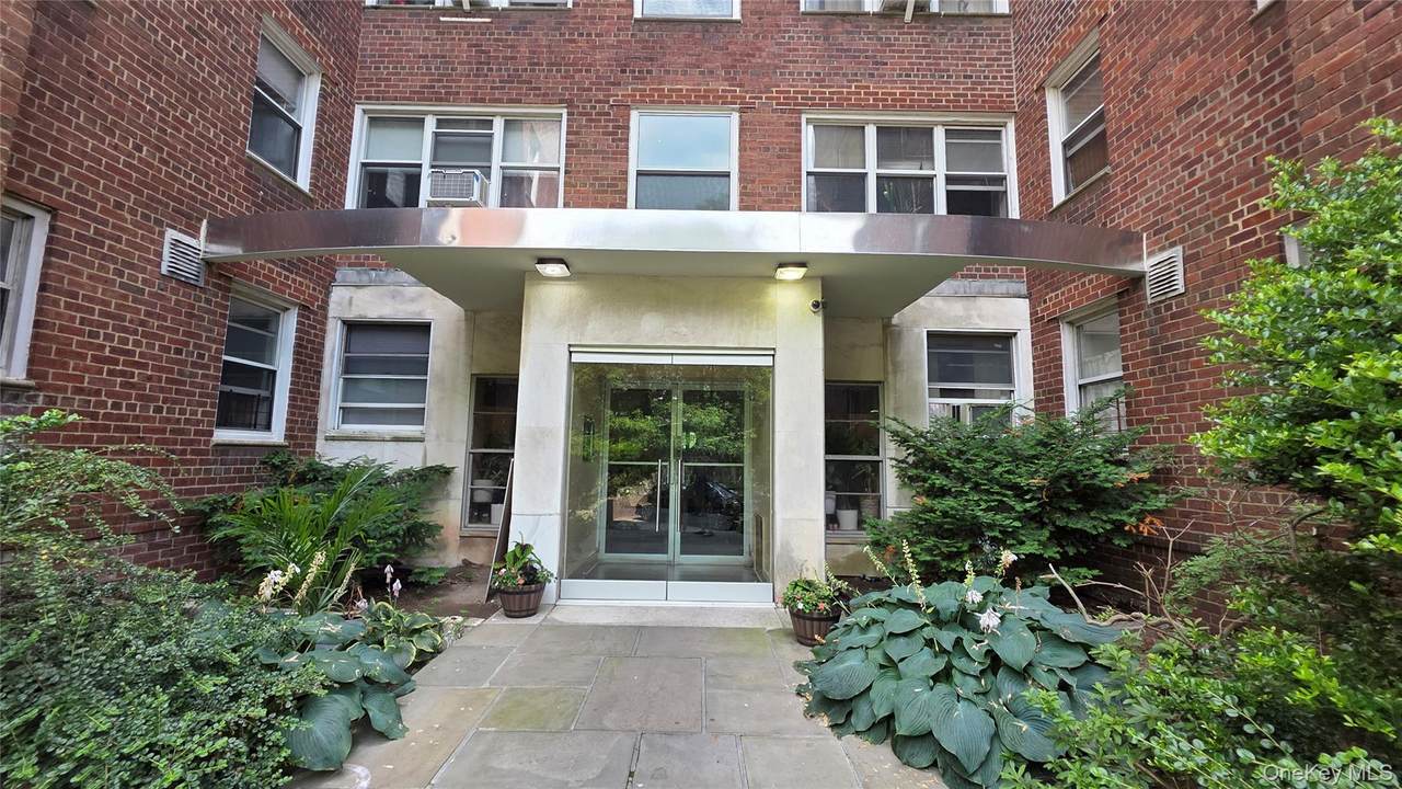 1234 Midland Avenue - Photo 1