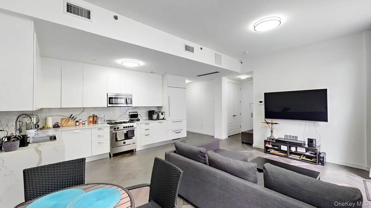 1414 4th Street - Photo 1