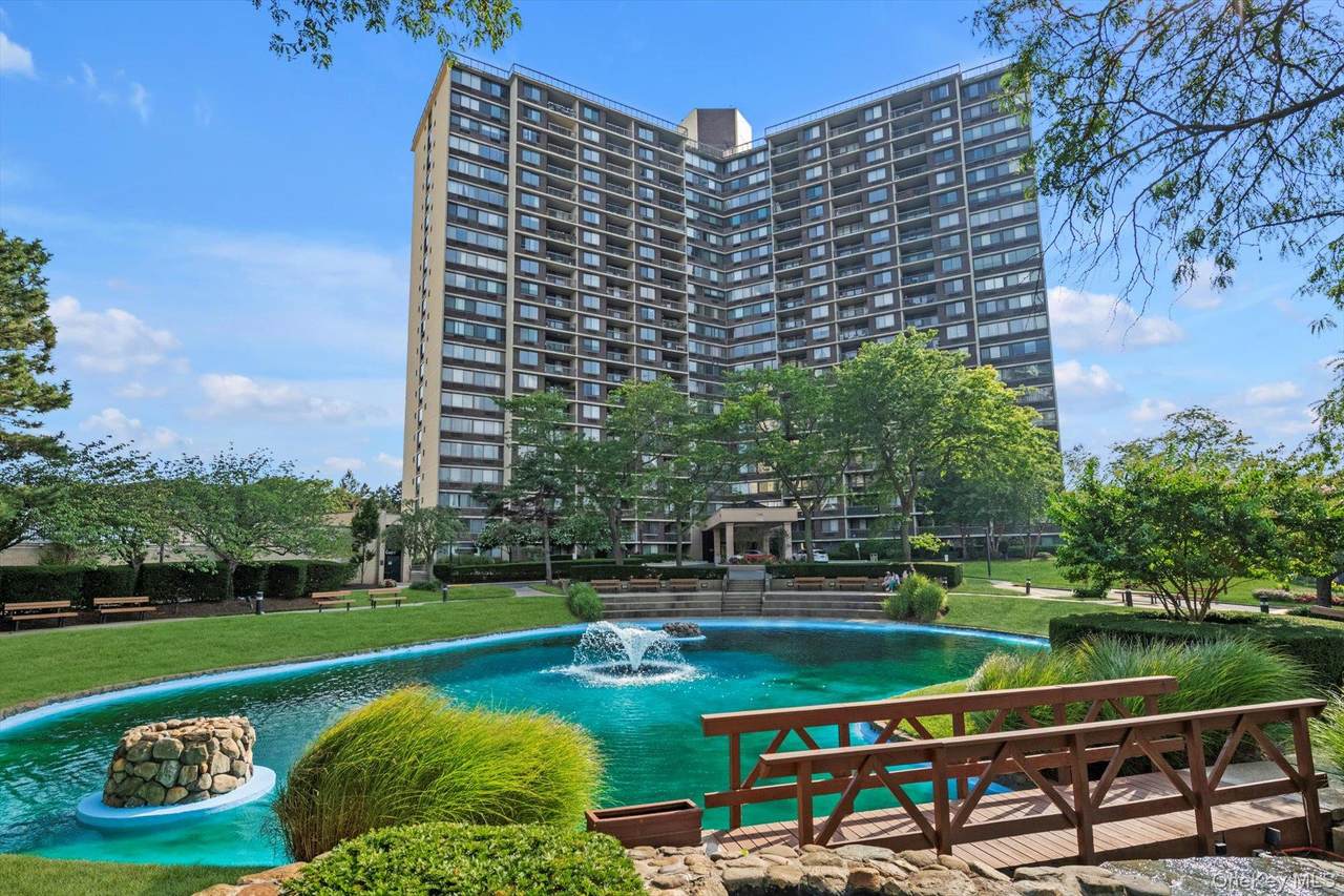 1 Bay Club Drive - Photo 1