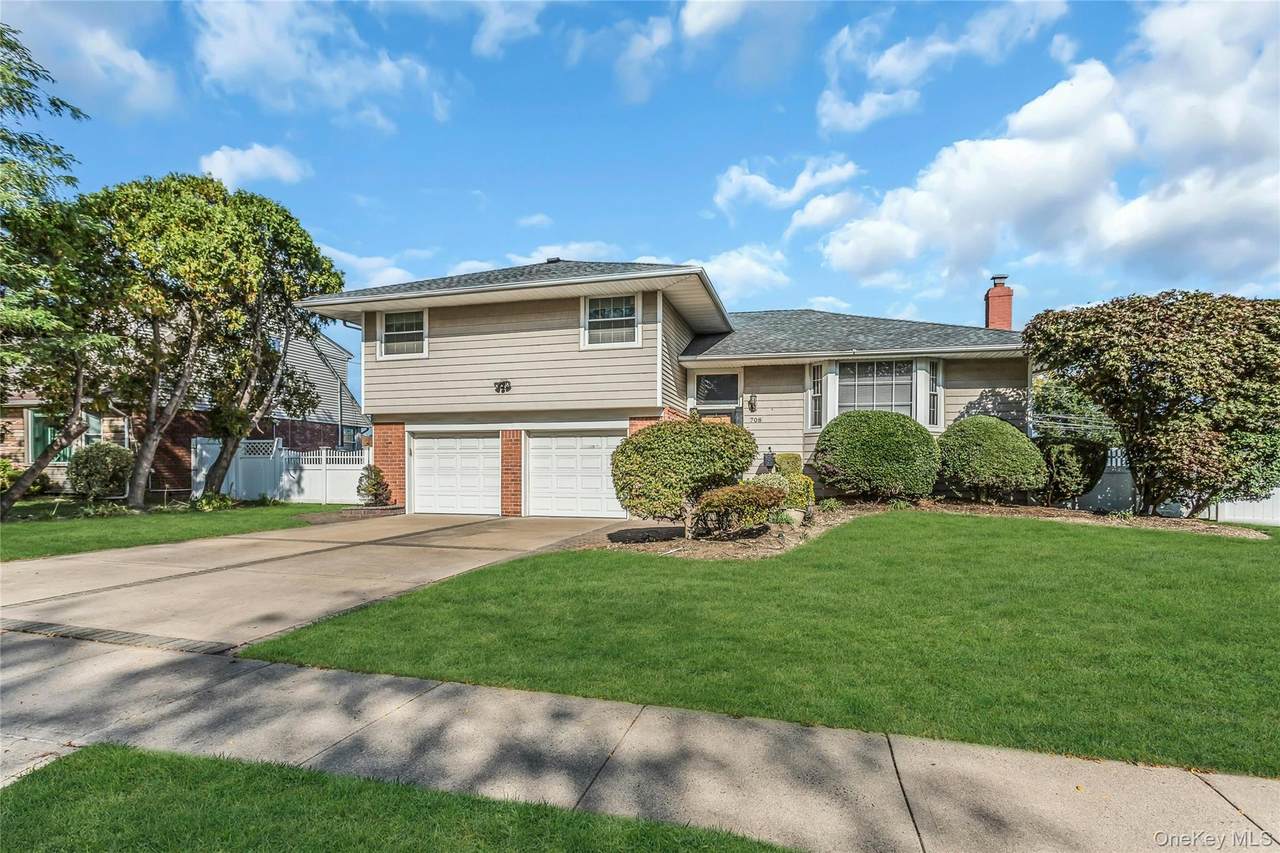 708 Salisbury Park Drive - Photo 1