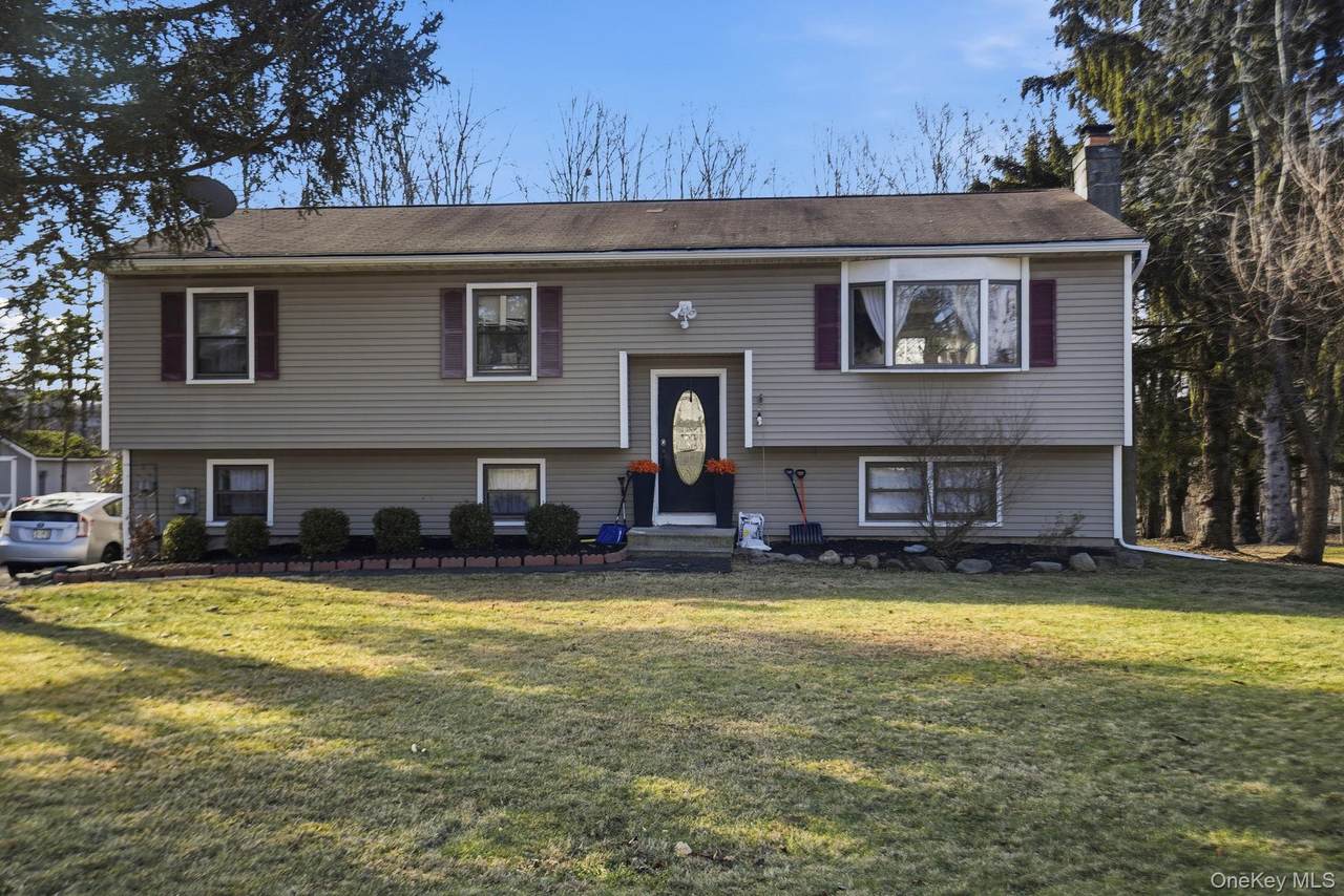 7 Magnolia Drive - Photo 1