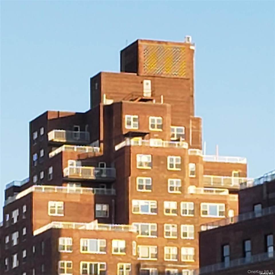 107- 40 Queens Boulevard - Photo 1