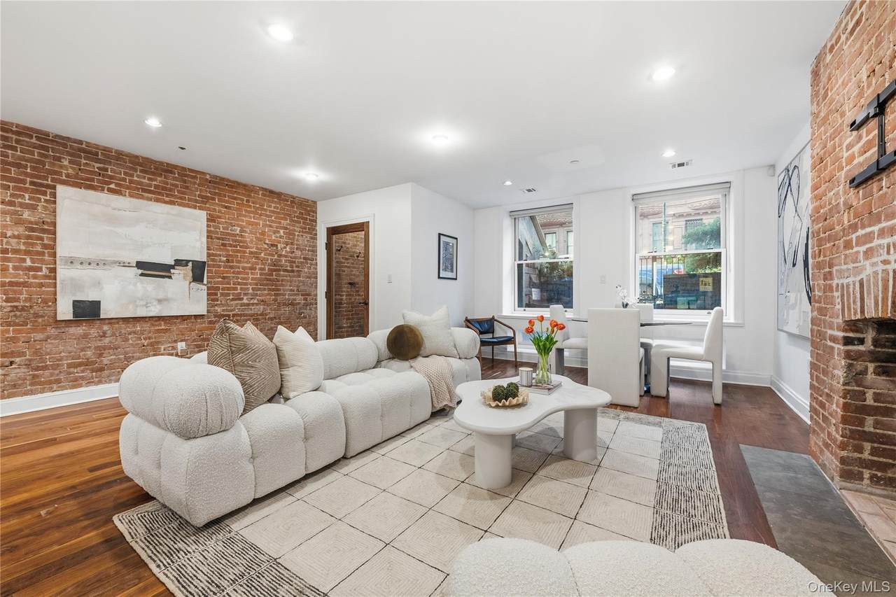 5 120th Street - Photo 1