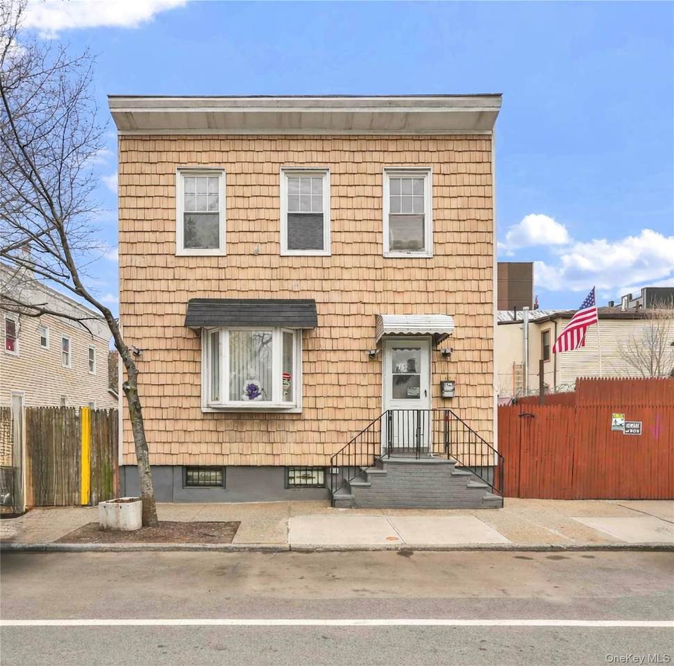 152 Miller Avenue - Photo 1