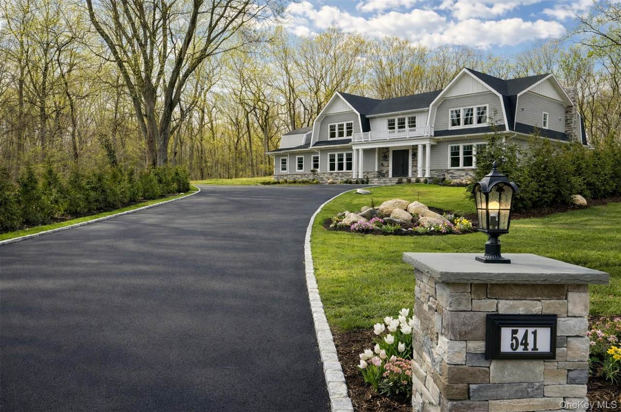541 Split Rock Road - Photo 1