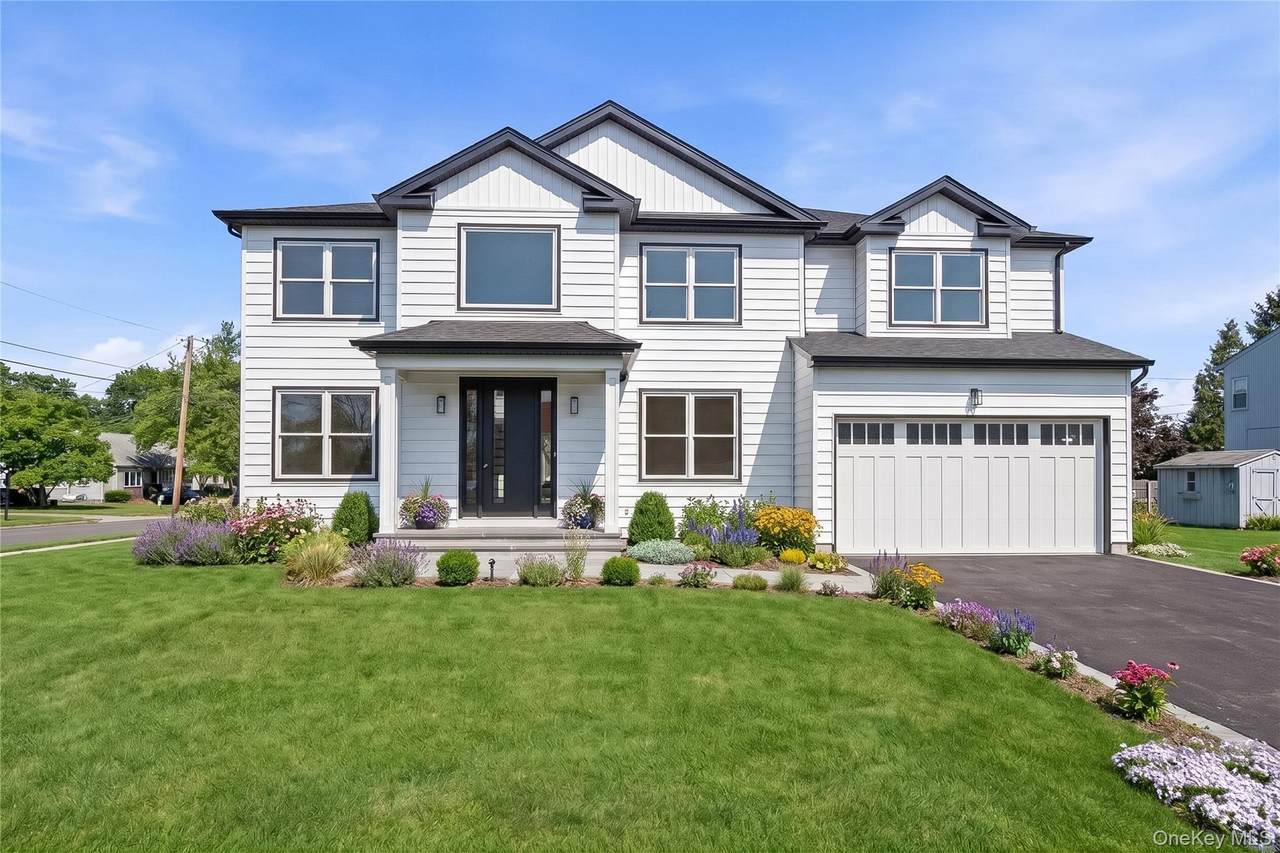 16 Otsego Place - Photo 1