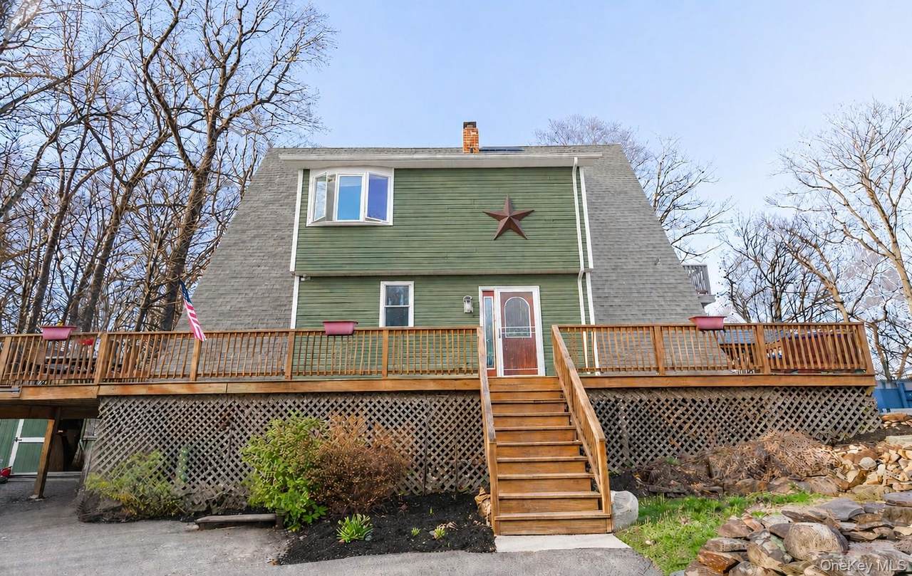 17 Hilltop Avenue - Photo 1