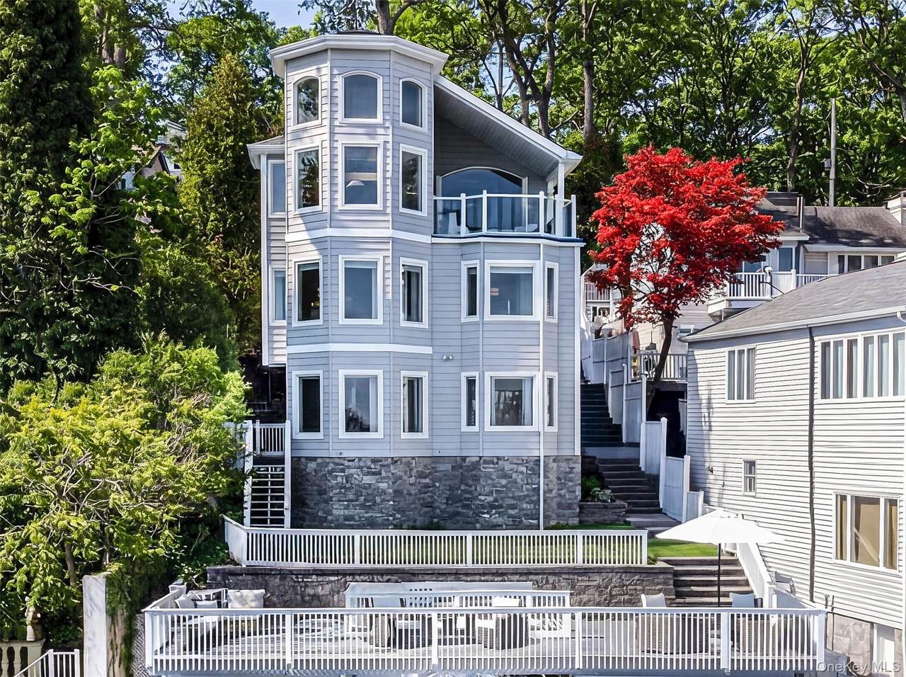 565 Mckinley Terrace - Photo 1