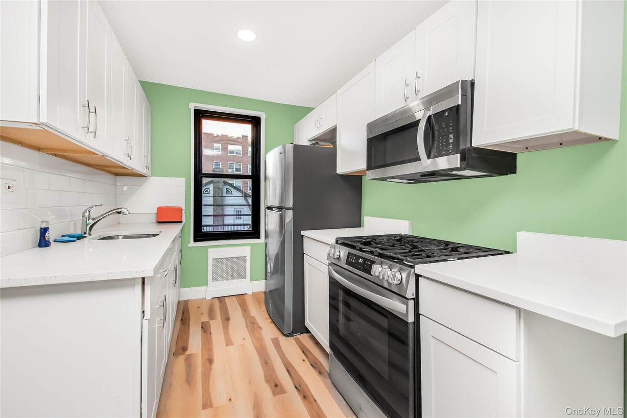 75 238th Street - Photo 1
