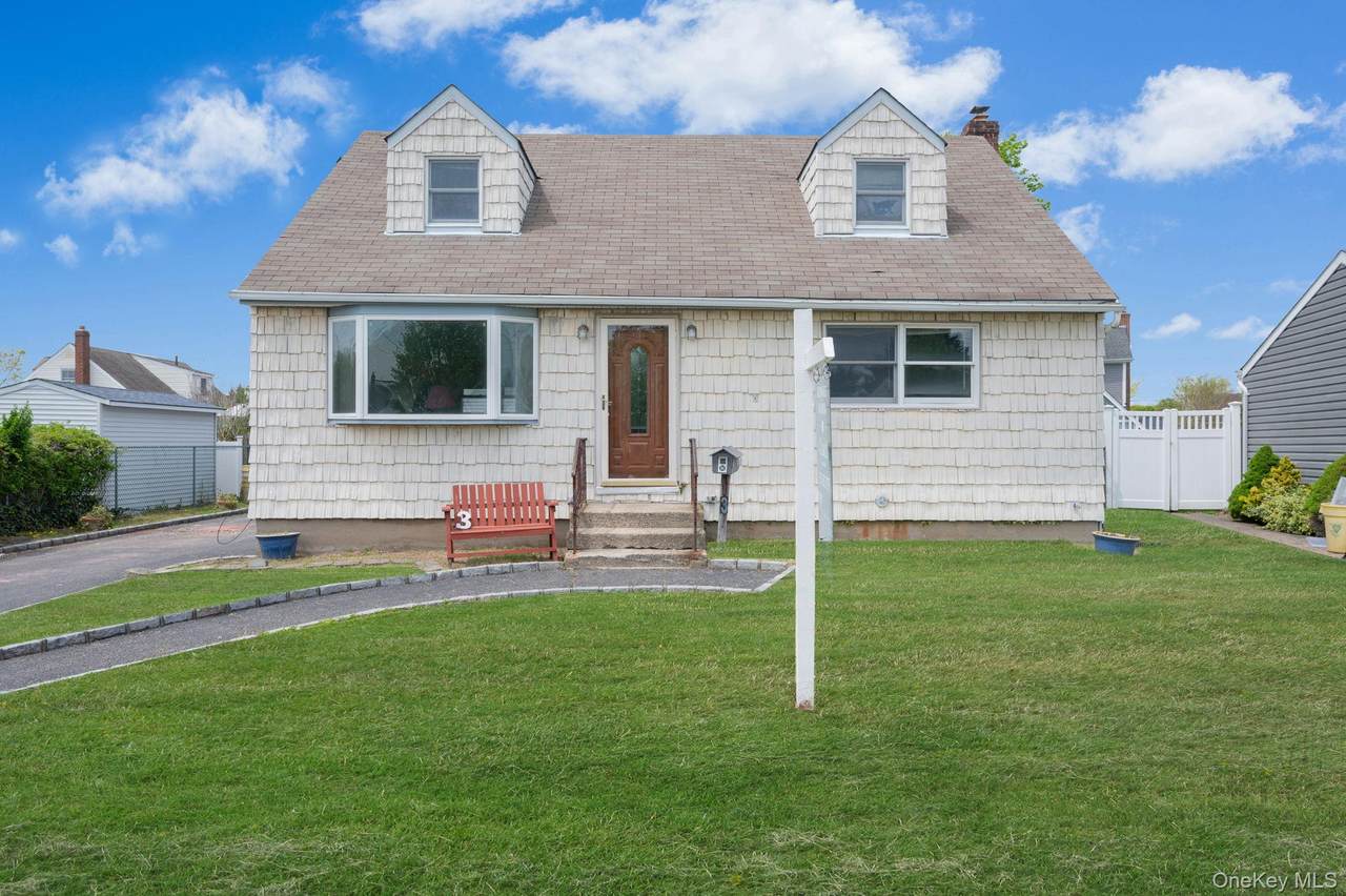 3 Layton Avenue - Photo 1