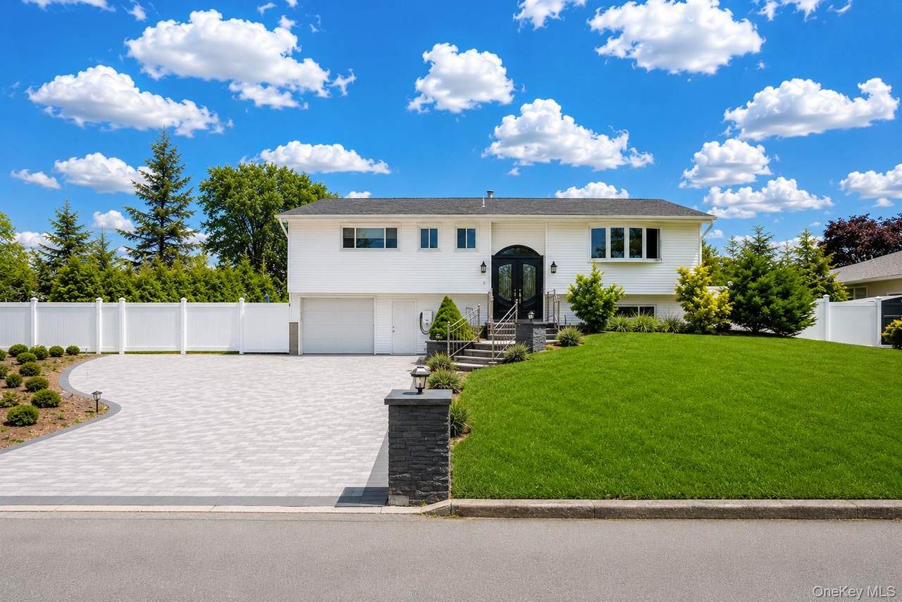 3 Katonah Place - Photo 1