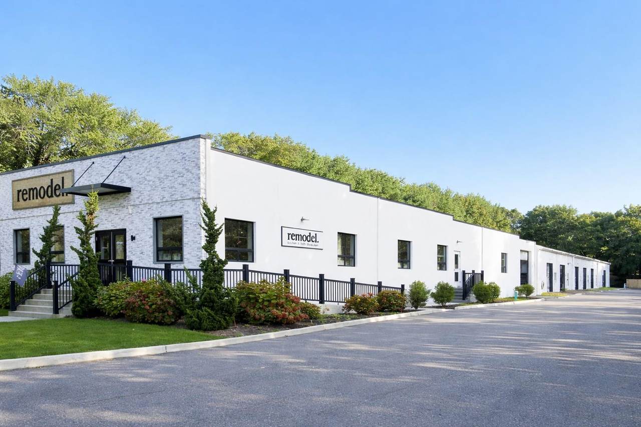 137 Montauk Highway - Photo 1
