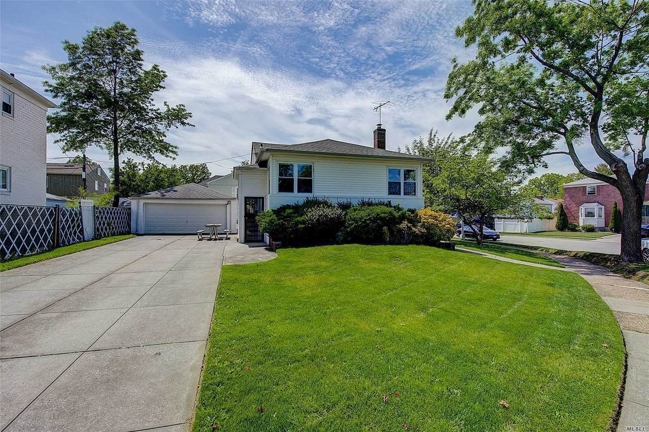 209-14 28th Road - Photo 1
