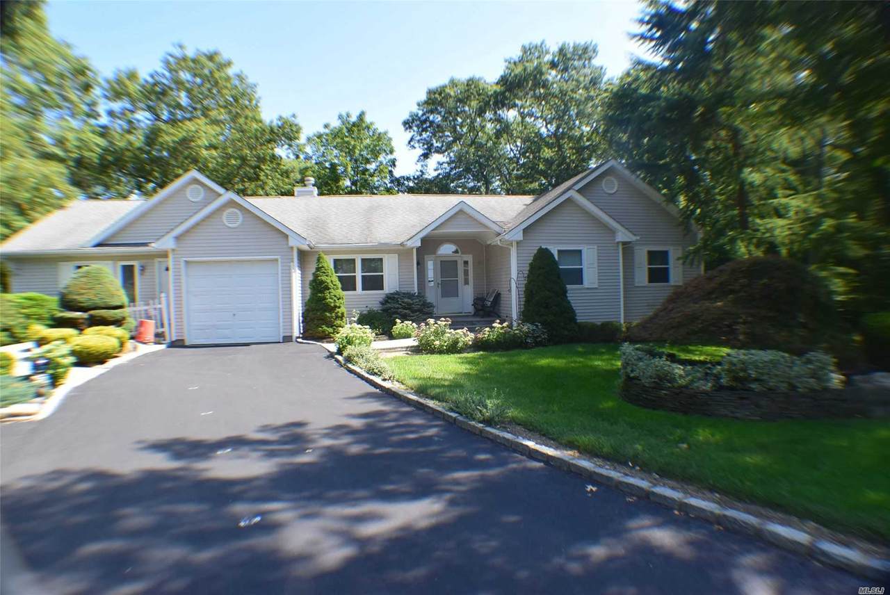 6 Elizabeth Court - Photo 1
