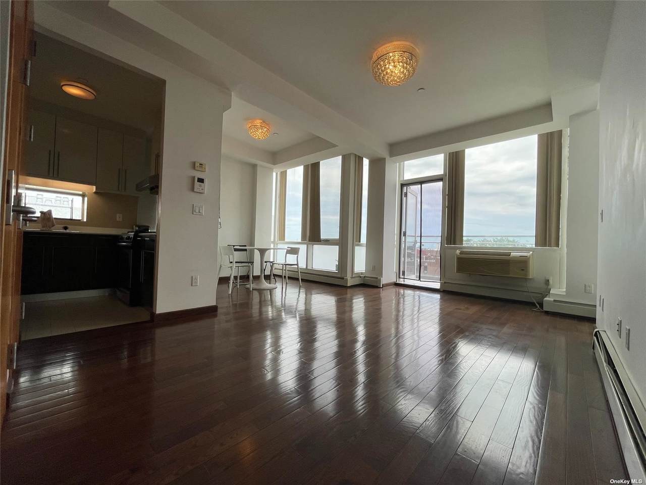 42-05 Parsons Boulevard - Photo 1
