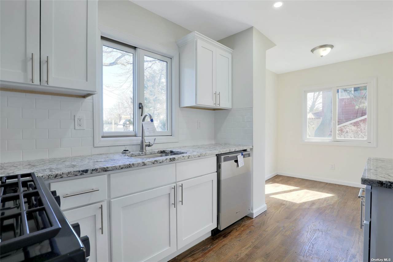 69 Roydon Drive - Photo 1