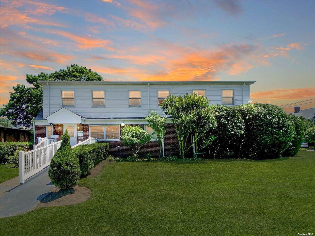 431 Deer Park Avenue - Photo 1